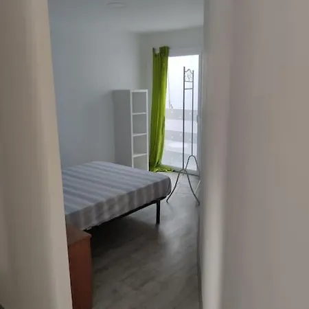 Apartamento 3 Minutes From The And Train Station On Foot